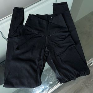 Aerie OFFLINE By Aerie Real Me High Waisted Crossover Legging Size XS